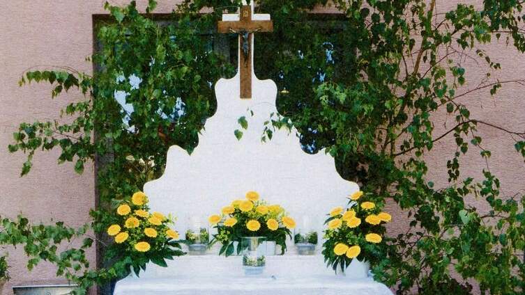 Fronleichnam : Zwischen Beten, Birken und Blumen
